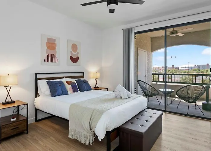 Two Cozysuites With Pool & Jacuzzi 02&09 * Glendale